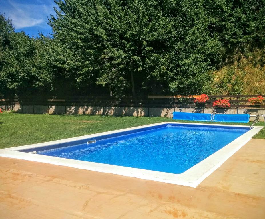 Apartamentos Multibaqueira บาเกย์รา-เบเรต ภายนอก รูปภาพ