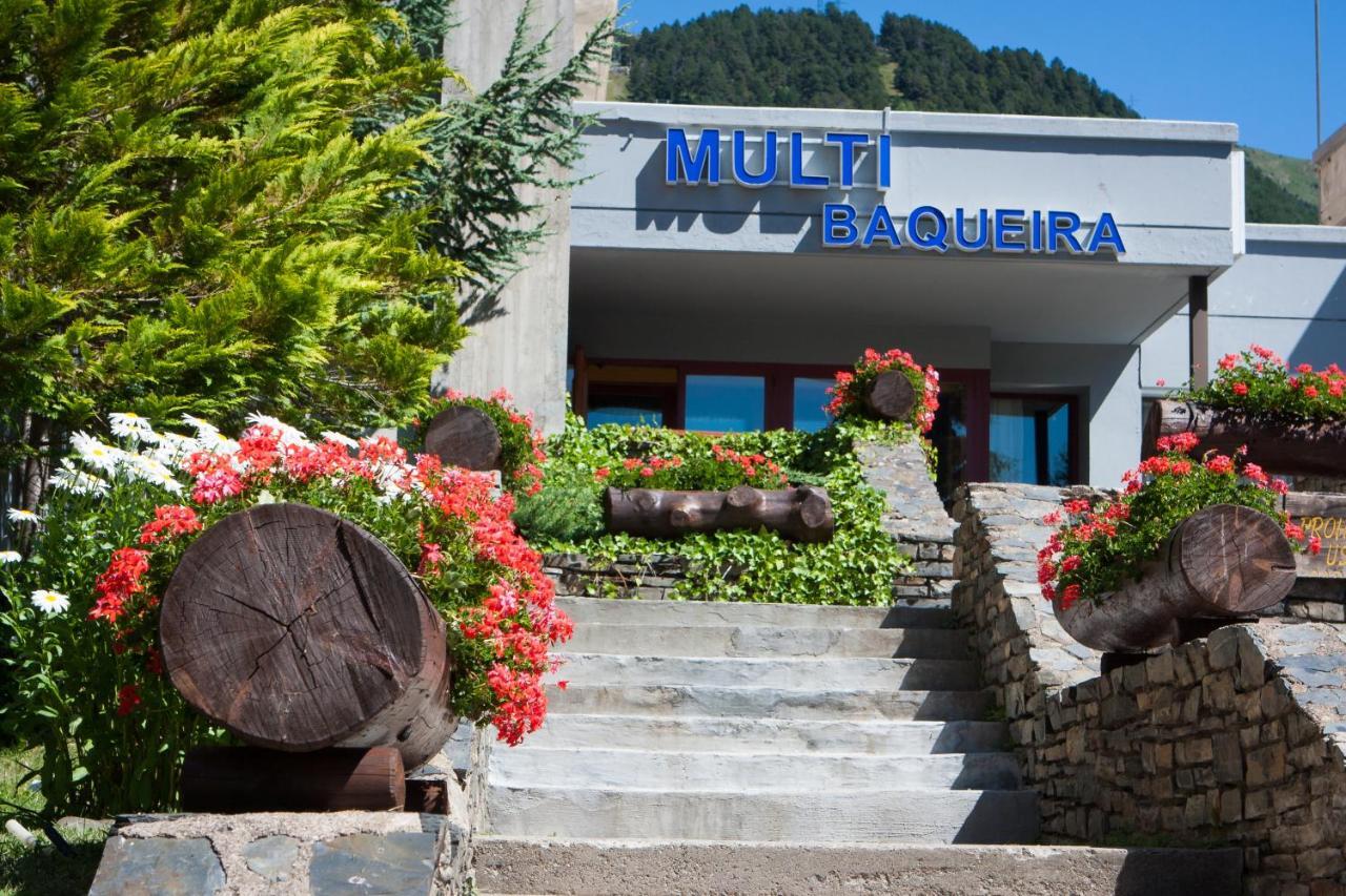 Apartamentos Multibaqueira บาเกย์รา-เบเรต ภายนอก รูปภาพ